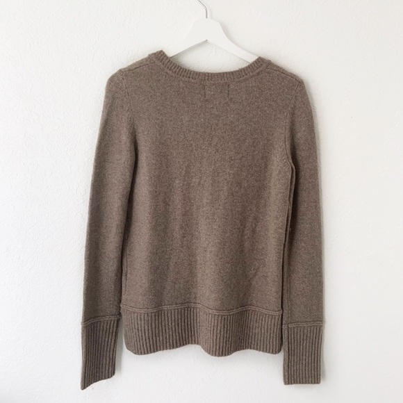 Cynthia Rowley Wool Blend Tan V-Neck Sweater XS - Picture 2 of 5